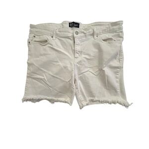 GAP White Denim Frayed Hem Relaxed Fit Shorts